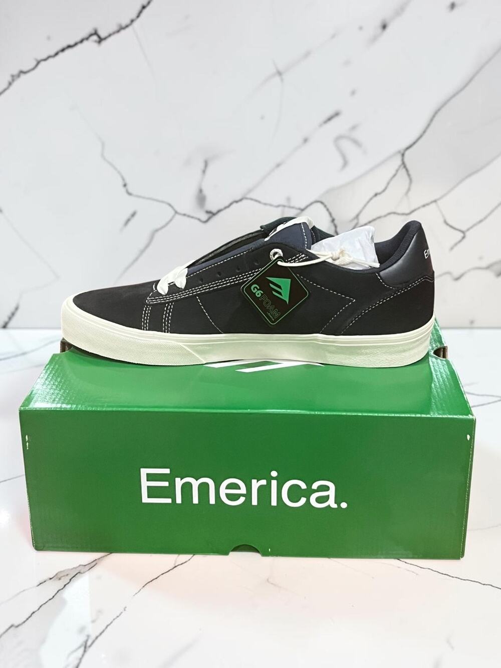 Emerica Moca Men's Skate Shoes – Size 9.5 – Black/White